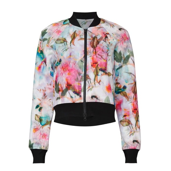 Pam & Gela floral jacket and track cropped pants set EUC - Picture 4 of 16